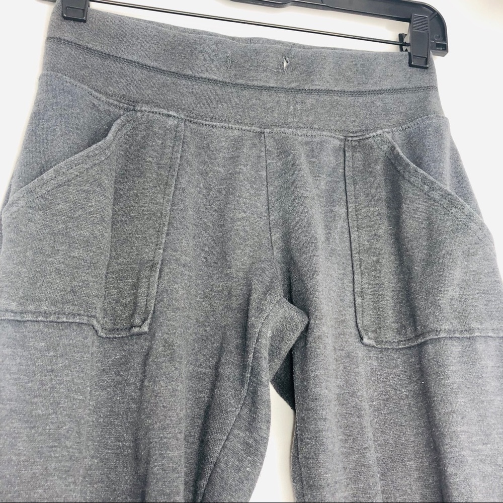 4️⃣ bundle juniors grey joggers